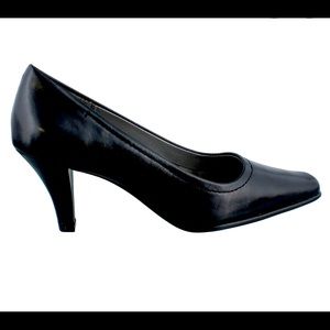 Aerosoles Envy Pumps